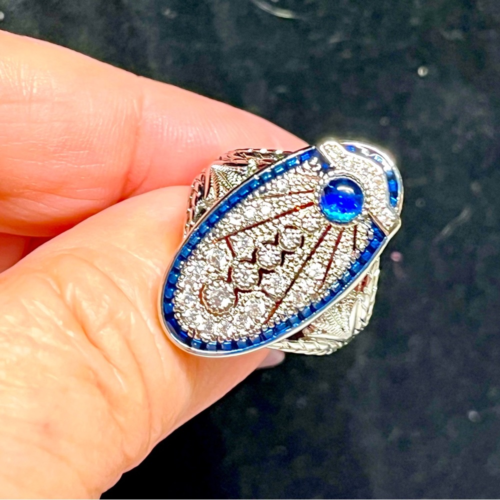 Romantic art deco style silver ring, clear rhinestones blue accents